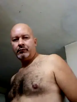 Snapshot of Juan_45 chatting on June 2026 12:31:01 PM Juan 45 online show from June 2026 12:31:01 PM