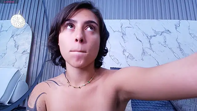 Franchesca De Luca online show from January 2025 09:17:02 PM