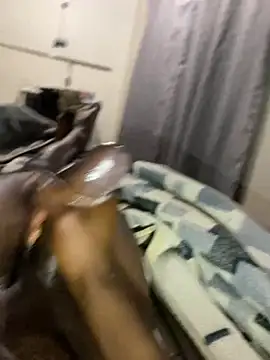 Snapshot of GangsterCouple-Aimy-Jonny chatting on February 2026 01:24:02 AM GangsterCouple-Aimy-Jonny online show from February 2026 01:24:02 AM