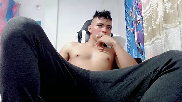 danilo302209 online show from February 2025 05:25:02 PM