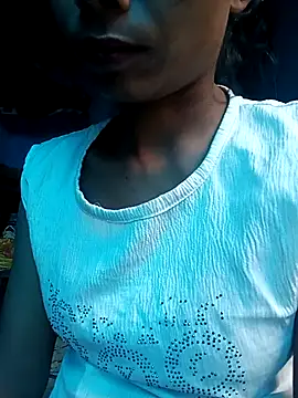 Kajal  Mehra online show from October 2025 02:14:02 AM