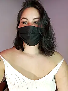 Aiunii1 online show from October 2025 12:58:01 PM