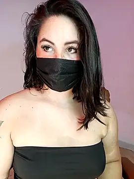 Aiunii1 online show from November 2025 12:47:01 PM