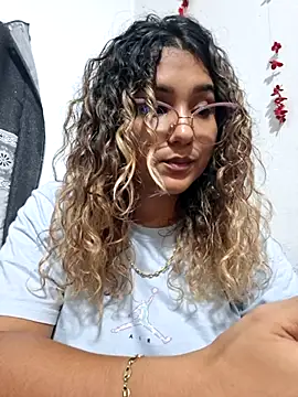 BrendaGirs online show from September 2025 02:24:01 AM