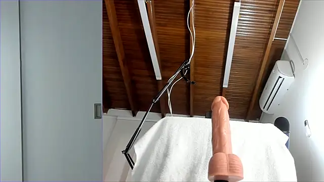 Lucy carter  online show from November 2025 01:55:01 PM