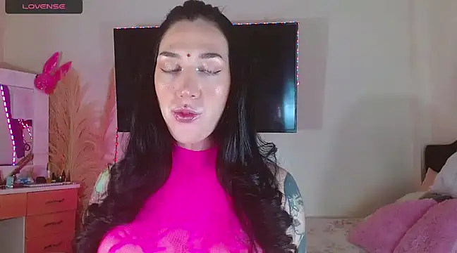 karla zambrano online show from January 2025 12:16:01 AM