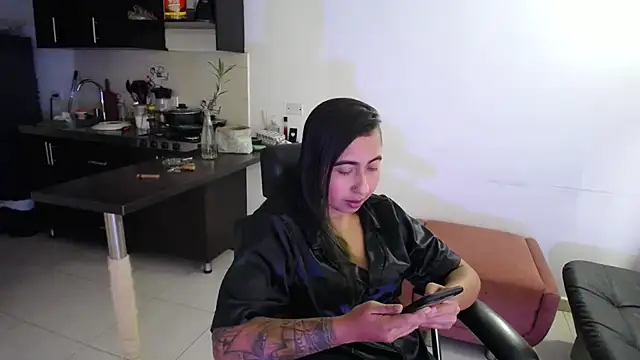 Snapshot of aria_jhonsson chatting on September 2025 04:51:02 PM aria jhonsson online show from September 2025 04:51:02 PM