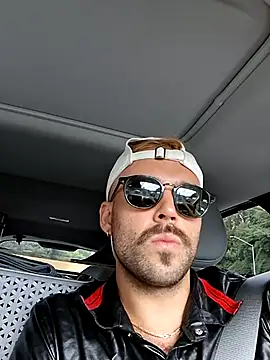 Snapshot of 69woodinson chatting on September 2025 08:45:01 PM 69woodinson online show from September 2025 08:45:01 PM