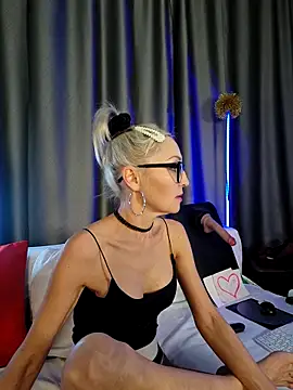 Milforja online show from February 2026 02:32:02 PM