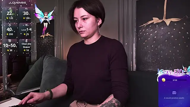 Ishtar Divine online show from April 2026 03:53:01 PM