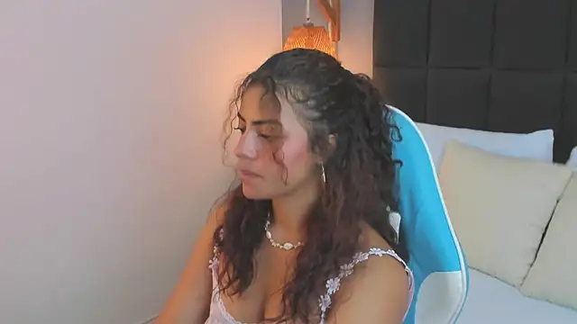 yaya23x online show from February 2025 12:11:02 PM