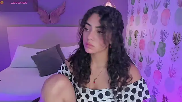 Snapshot of yaya23x chatting on July 2026 02:25:02 PM yaya23x online show from July 2026 02:25:02 PM