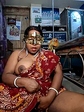 Real Desi Couple online show from April 2026 06:05:01 PM