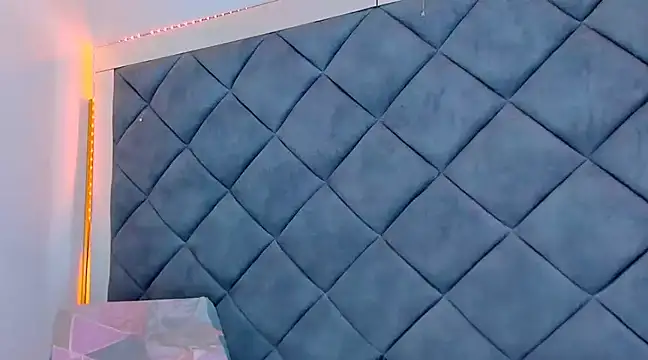 Nellyhills online show from February 2025 09:13:01 PM