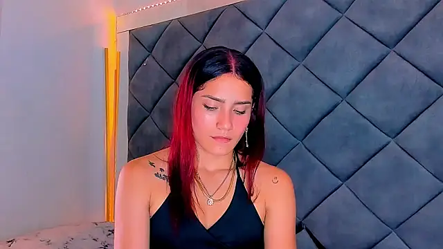 Nellyhills online show from February 2025 07:19:02 PM