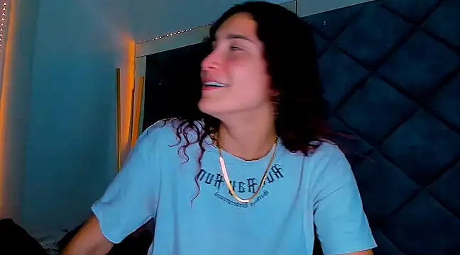 Nellyhills online show from February 2025 06:41:02 PM