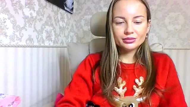 jennifer838 online show from December 2025 02:33:01 PM