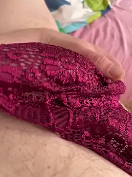 Snapshot of EhemannTotti chatting on April 2026 08:44:02 AM EhemannTotti online show from April 2026 08:44:02 AM