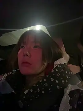 Snapshot of ChuChu1991 chatting on February 2025 01:10:02 PM ChuChu1991 online show from February 2025 01:10:02 PM
