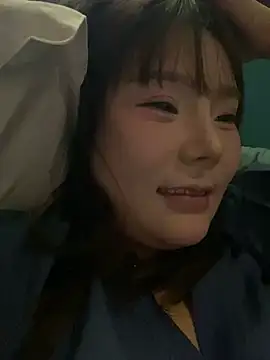 Snapshot of ChuChu1991 chatting on February 2025 04:15:02 PM ChuChu1991 online show from February 2025 04:15:02 PM