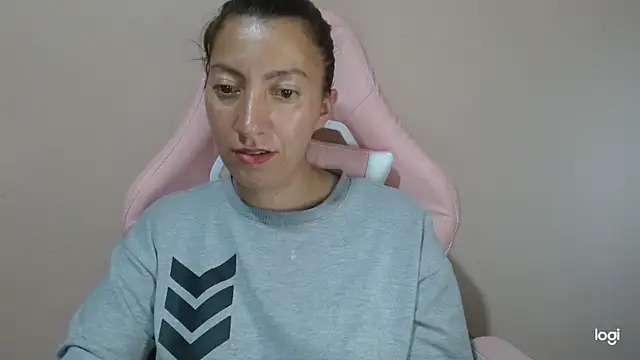 kaybabyhot online show from February 2026 03:57:02 AM