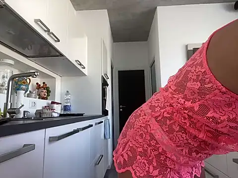 Samira-Summer online show from March 2025 02:10:02 PM