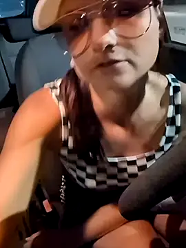 Samira-Summer online show from September 2025 07:46:02 PM