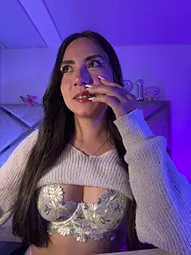 Melody 04 online show from November 2025 04:22:01 AM