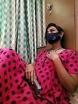 Snapshot of sweety_telugu_couple2027 chatting on February 2025 12:43:02 PM sweety telugu couple2027 online show from February 2025 12:43:02 PM