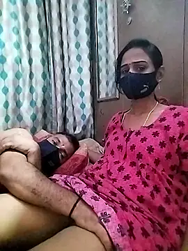 Snapshot of sweety_telugu_couple2027 chatting on February 2025 04:55:01 AM sweety telugu couple2027 online show from February 2025 04:55:01 AM