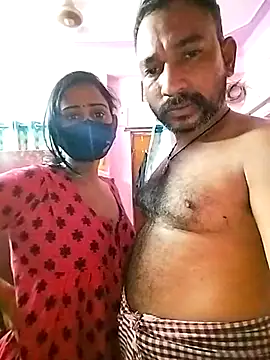 Snapshot of sweety_telugu_couple2027 chatting on February 2025 01:35:02 PM sweety telugu couple2027 online show from February 2025 01:35:02 PM