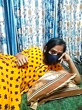 Snapshot of sweety_telugu_couple2027 chatting on February 2025 04:36:02 AM sweety telugu couple2027 online show from February 2025 04:36:02 AM