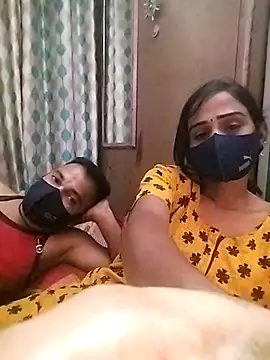 Snapshot of sweety_telugu_couple2027 chatting on March 2025 04:44:01 PM sweety telugu couple2027 online show from March 2025 04:44:01 PM