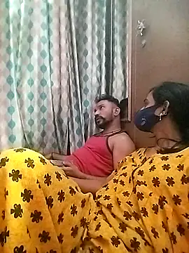 Snapshot of sweety_telugu_couple2027 chatting on March 2025 07:48:01 PM sweety telugu couple2027 online show from March 2025 07:48:01 PM