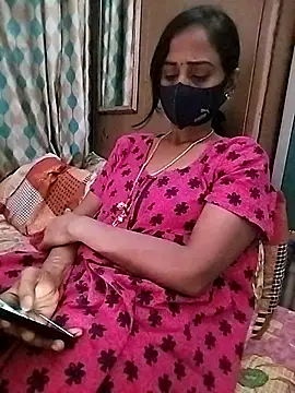 Snapshot of sweety_telugu_couple2027 chatting on March 2025 02:01:02 PM sweety telugu couple2027 online show from March 2025 02:01:02 PM