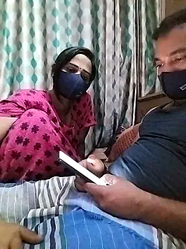 Snapshot of sweety_telugu_couple2027 chatting on March 2025 12:23:02 PM sweety telugu couple2027 online show from March 2025 12:23:02 PM