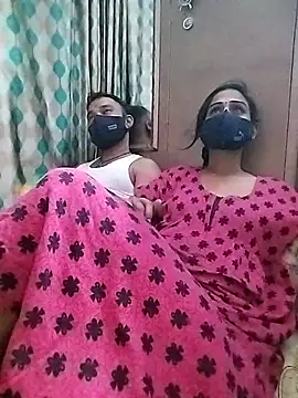 Snapshot of sweety_telugu_couple2027 chatting on March 2025 04:34:02 PM sweety telugu couple2027 online show from March 2025 04:34:02 PM