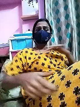 Snapshot of sweety_telugu_couple2027 chatting on March 2025 04:40:02 PM sweety telugu couple2027 online show from March 2025 04:40:02 PM