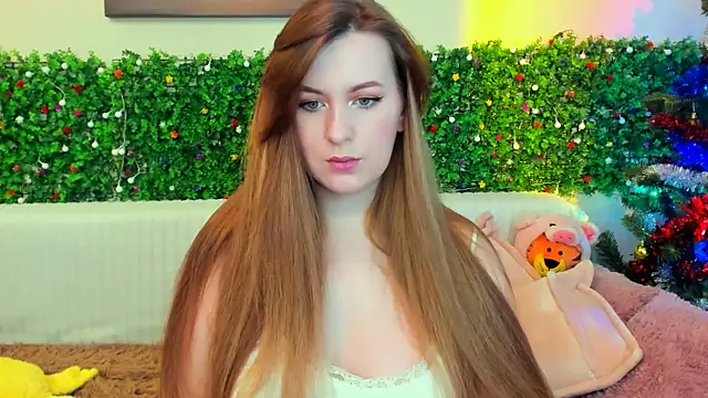 liya gorgeous online show from December 2024 09:01:01 AM