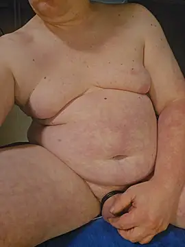 Chilsen1904 online show from April 2026 04:39:01 PM