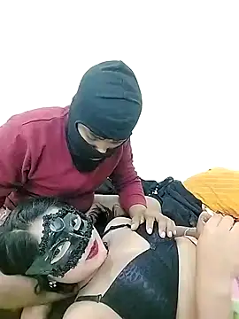 ascuple online show from February 2025 10:36:02 PM