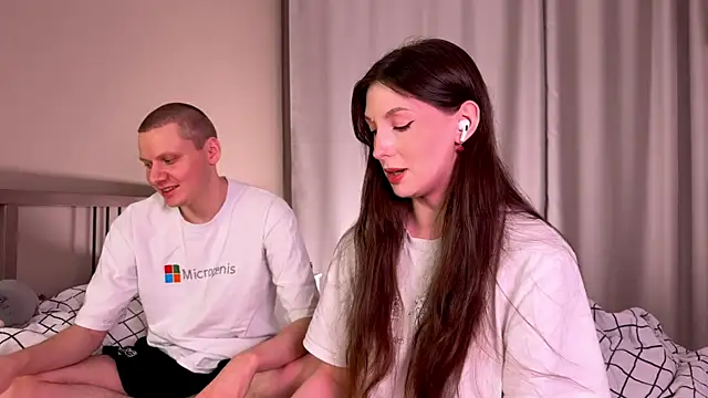 Snapshot of eternal_dream_ chatting on December 2024 05:44:01 PM eternal dream  online show from December 2024 05:44:01 PM