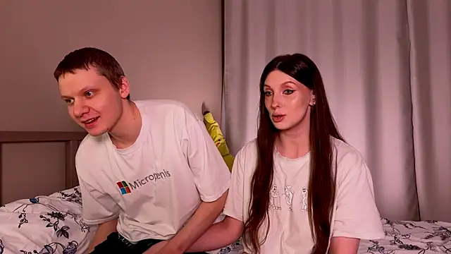 Snapshot of eternal_dream_ chatting on February 2025 08:19:02 PM eternal dream  online show from February 2025 08:19:02 PM