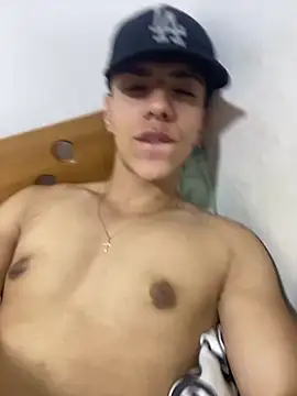 Flynn Riider online show from February 2025 06:23:01 PM