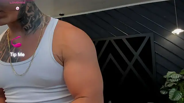 Flynn Riider online show from January 2026 05:44:01 AM