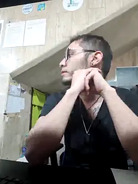 alexdesire online show from April 2026 10:07:02 PM