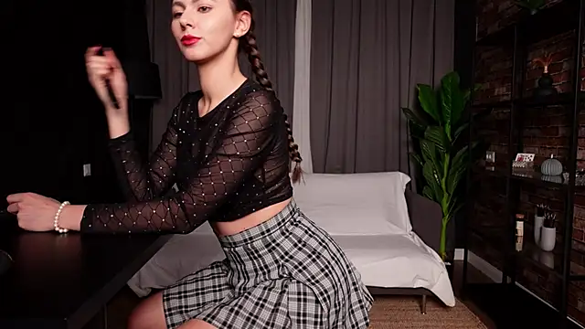 MuseSolis online show from December 2024 01:26:02 AM