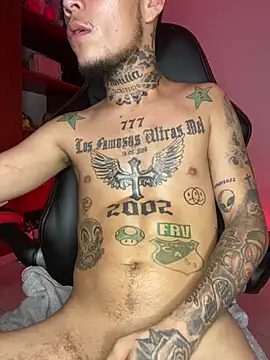 Snapshot of Junihn0 chatting on January 2025 11:34:02 PM Junihn0 online show from January 2025 11:34:02 PM