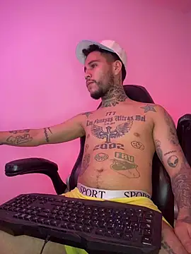 Snapshot of Junihn0 chatting on December 2025 06:41:01 AM Junihn0 online show from December 2025 06:41:01 AM