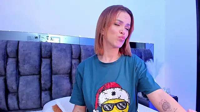 Snapshot of CarolHorny_1 chatting on December 2024 05:29:02 AM CarolHorny 1 online show from December 2024 05:29:02 AM